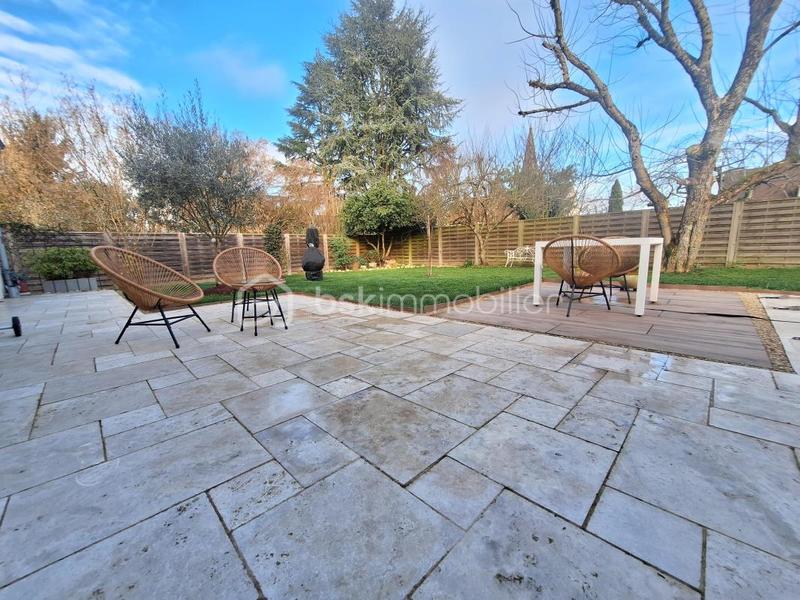 Maison - 122 m² - 4 pièces