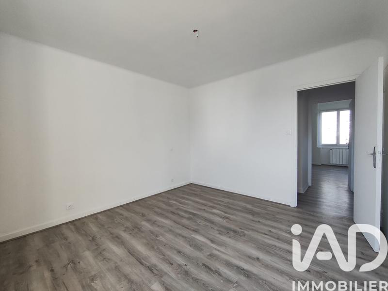 Maison - 99 m² - 5 pièces