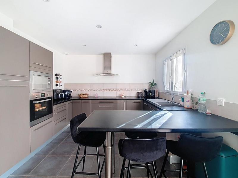 Maison - 98 m² - 4 pièces