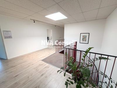 Bureau - 456 m²