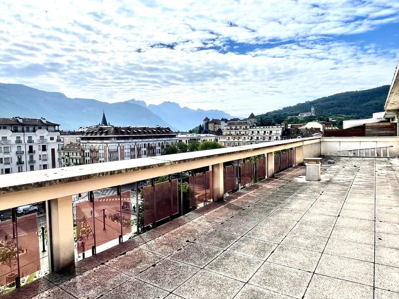 Appartement - 95 m² - 4 pièces