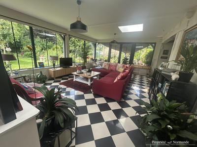 Maison - 194 m² - 7 pièces