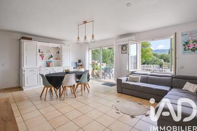 Appartement - 105 m² - 4 pièces