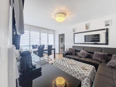 Appartement - 75 m² - 4 pièces