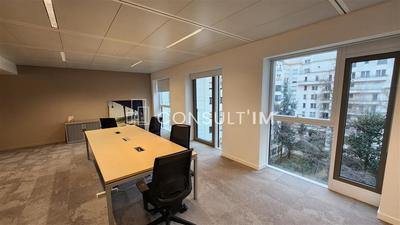 Bureau - 250 m²