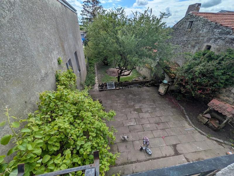 Appartement - 210 m² - 6 pièces