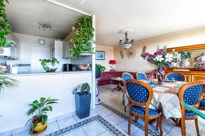 Appartement - 85 m² - 4 pièces