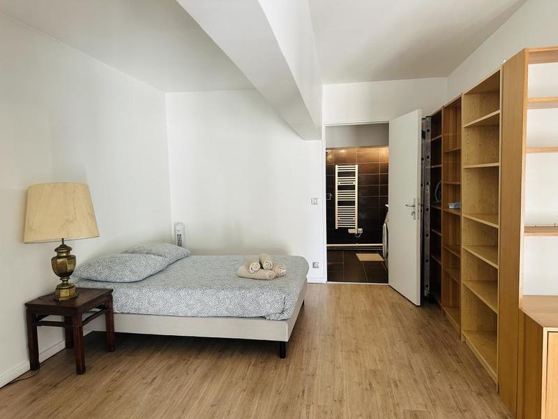 Loft - 90 m² - 3 pièces