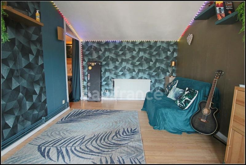 Maison - 100 m² - 4 pièces