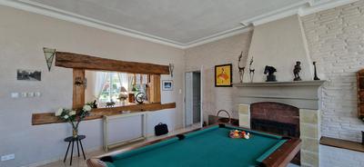 Maison - 200 m² - 6 pièces
