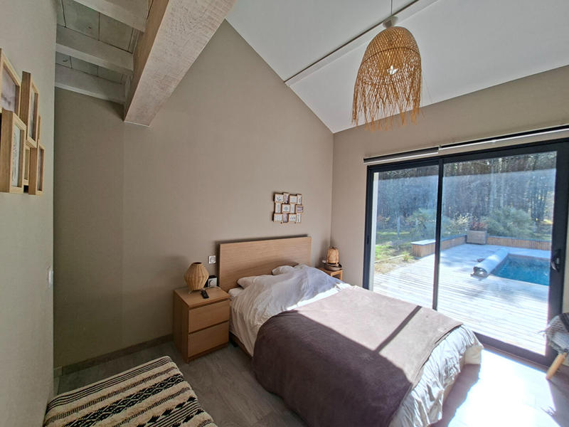 Maison - 311 m² - 10 pièces