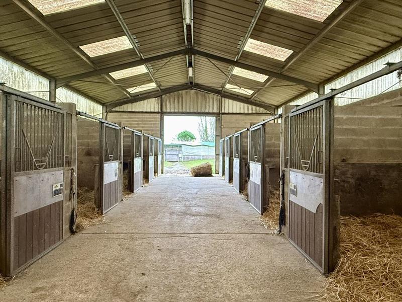 Maison - 540 m² - 21 pièces