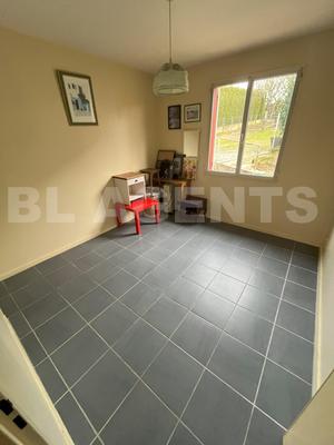 Maison - 172 m² - 9 pièces