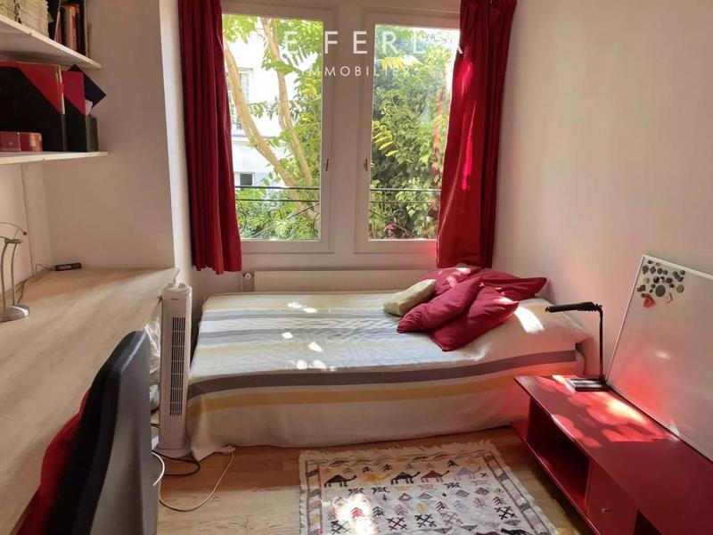 Maison - 183 m² - 7 pièces