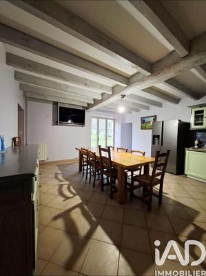 Maison de village - 232 m² - 7 pièces