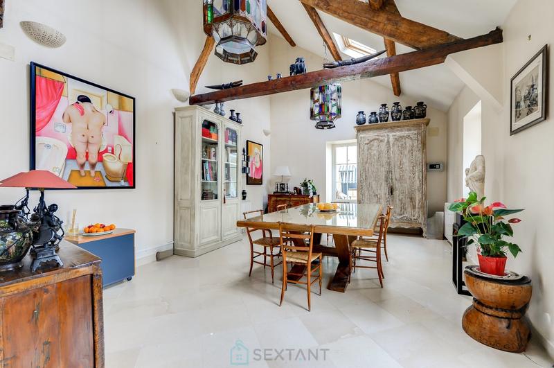 Maison - 413 m² - 10 pièces