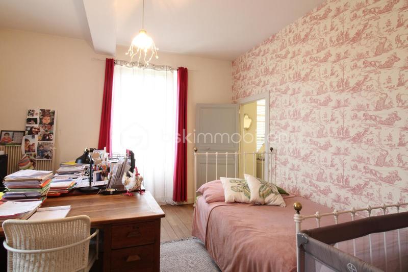 Maison de maîtres - 309 m² - 7 pièces