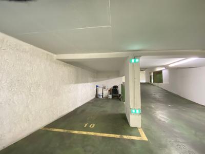 Garage - 12 m²