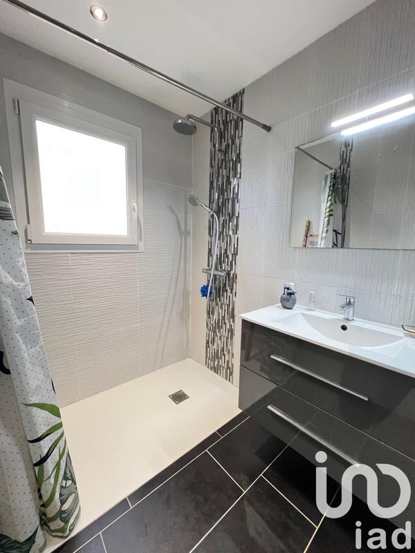 Maison - 95 m² - 3 pièces