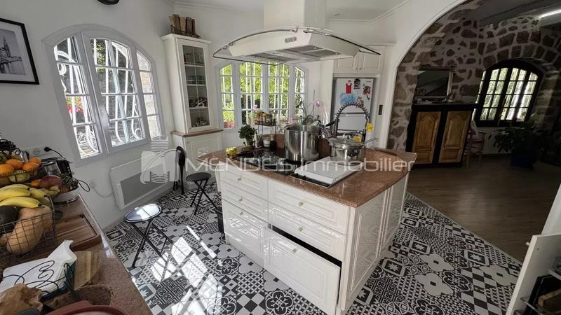 Villa - 138 m² - 5 pièces