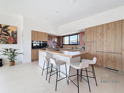 Maison - 164 m² - 7 pièces