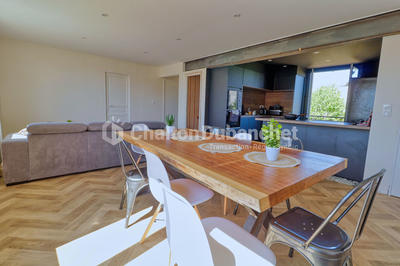 Maison - 82 m² - 4 pièces