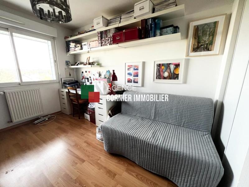Appartement - 82 m² - 4 pièces