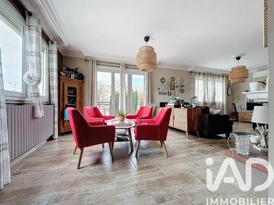 Maison - 87 m² - 4 pièces