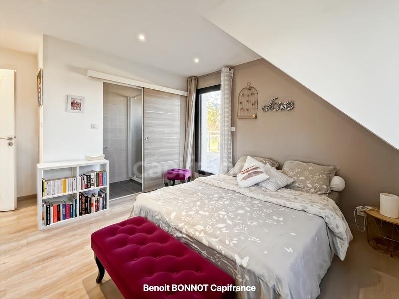 Maison - 111 m² - 5 pièces