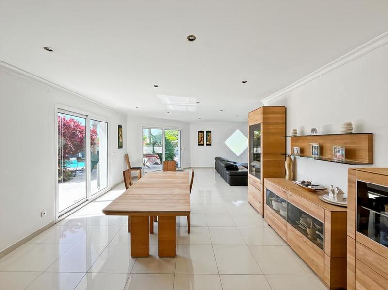 Maison - 155 m² - 5 pièces