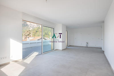 Appartement - 91 m² - 4 pièces