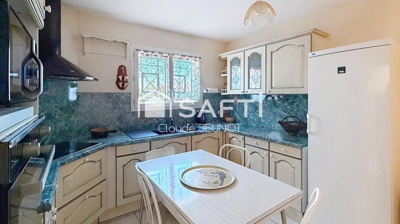 Maison - 92 m² - 4 pièces