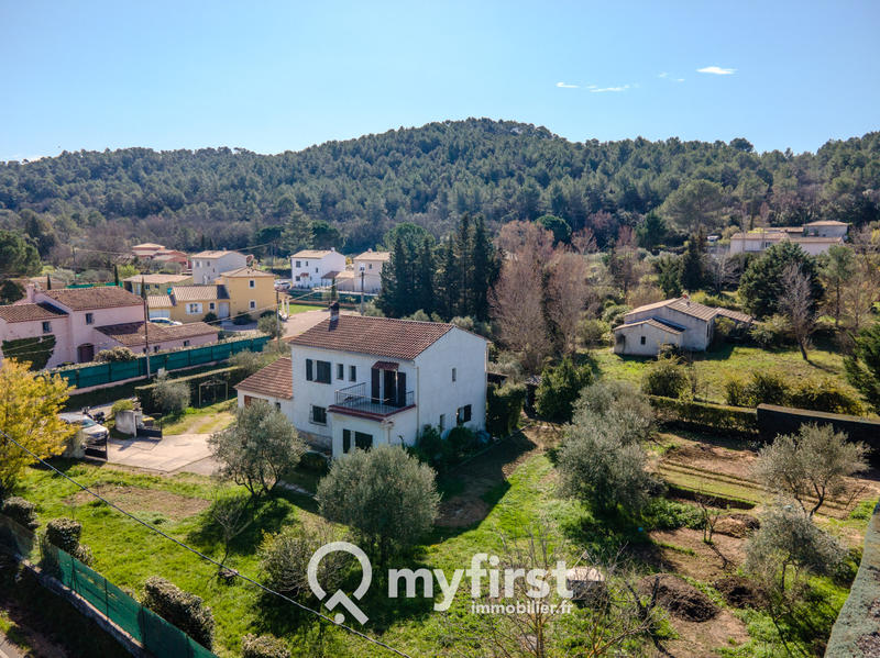 Maison - 135 m² - 6 pièces