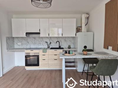 Chambre - 12 m² - 1 pièce