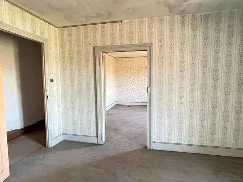 Maison - 400 m² - 7 pièces