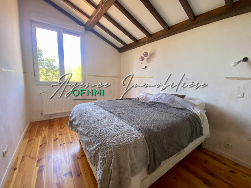 Maison - 365 m² - 5 pièces