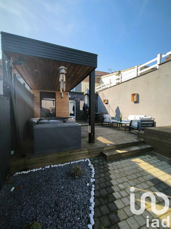 Maison de ville - 168 m² - 6 pièces