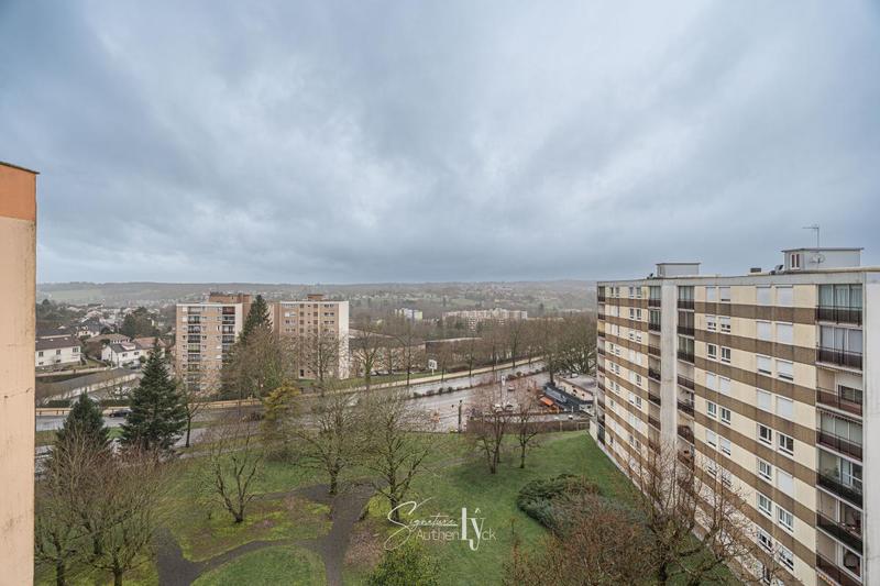 Appartement - 83 m² - 4 pièces