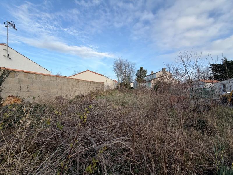 Terrain constructible - 260 m²