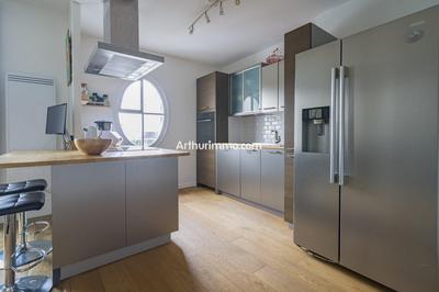 Appartement - 84 m² - 4 pièces