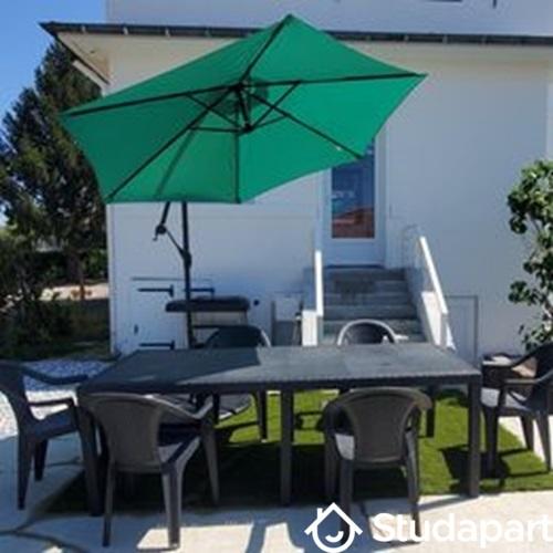 Chambre - 10 m² - 1 pièce