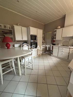 Maison - 353 m² - 10 pièces