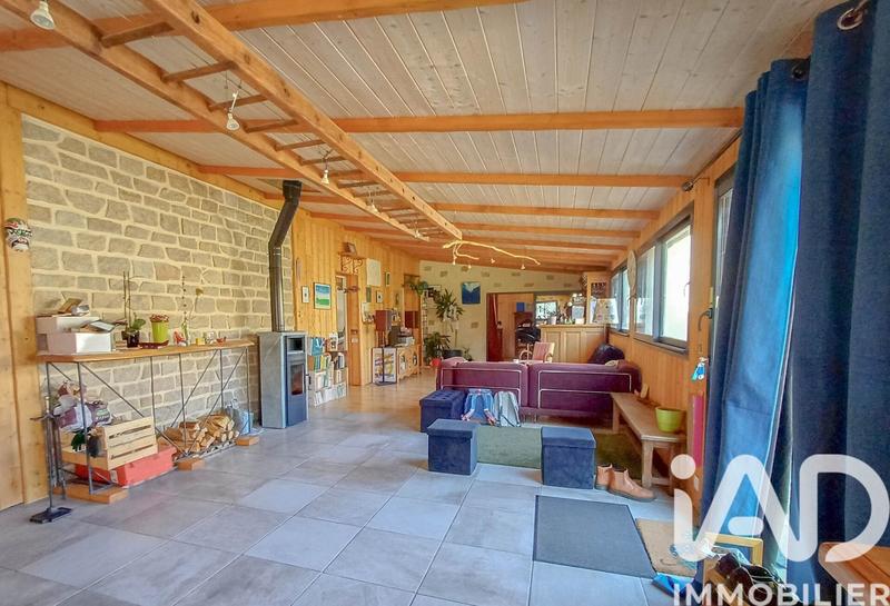 Maison - 245 m² - 6 pièces