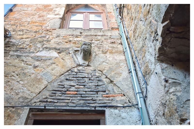 Maison - 227 m² - 10 pièces