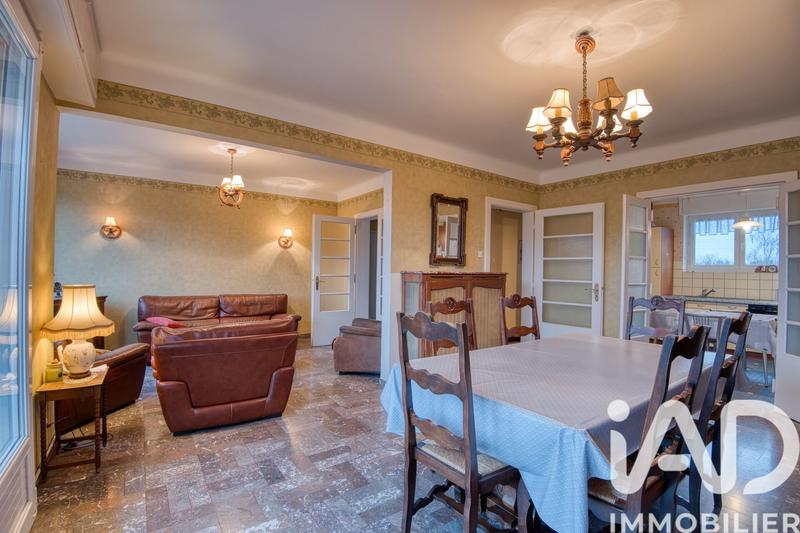 Maison - 170 m² - 8 pièces