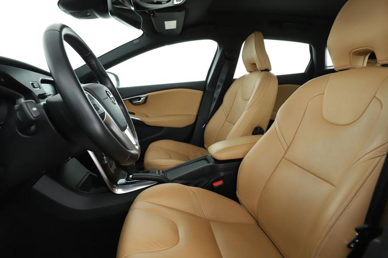 Volvo V40 Cross Country 1.5 T3 Signature Edition Geartronic 6 152 ch