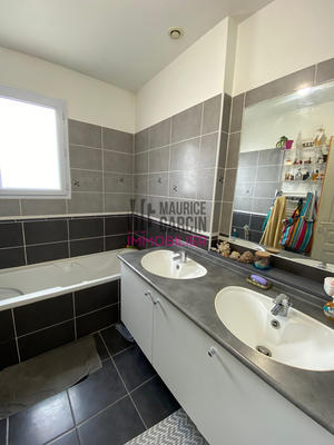 Maison - 114 m² - 5 pièces