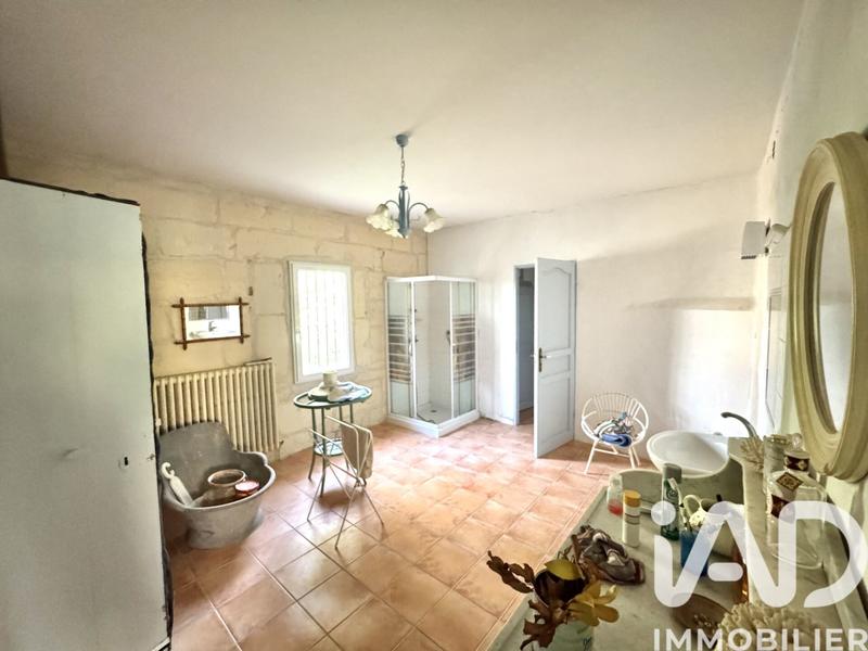 Maison - 300 m² - 8 pièces