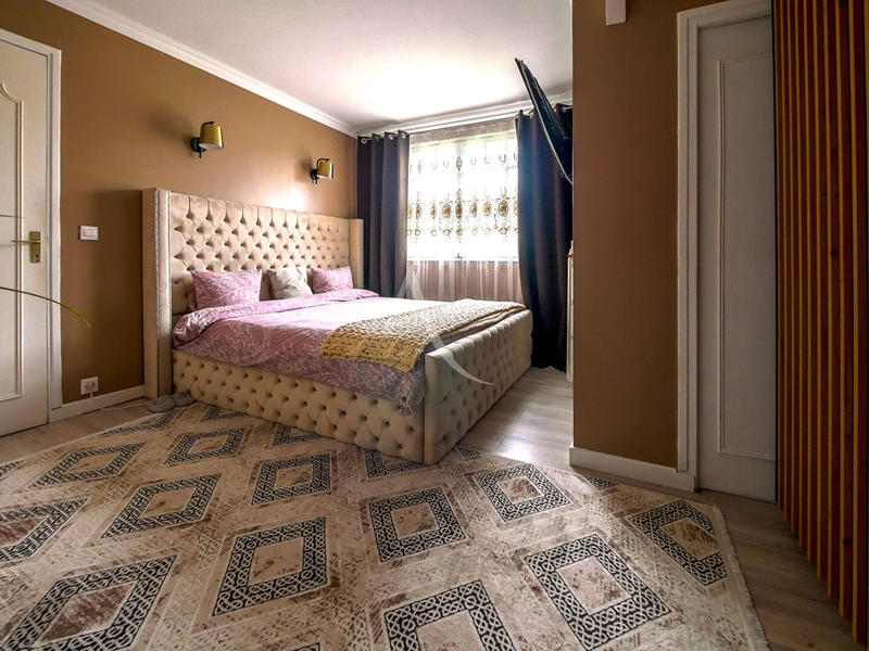 Maison - 170 m² - 7 pièces