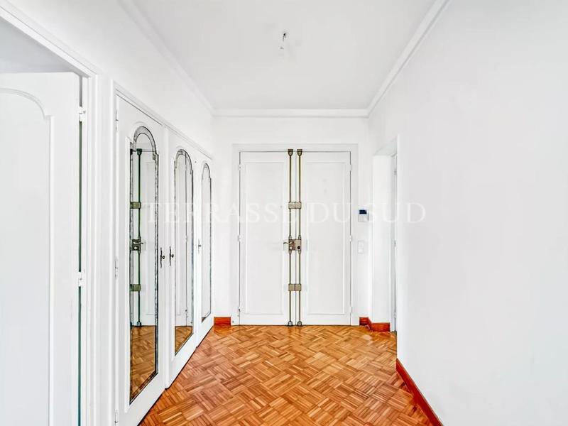 Appartement - 136 m² - 4 pièces